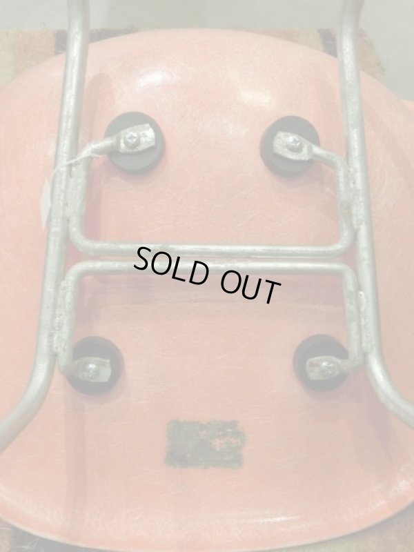 画像4: イームズ　サイドシェルチェア　サーモンオレンジ