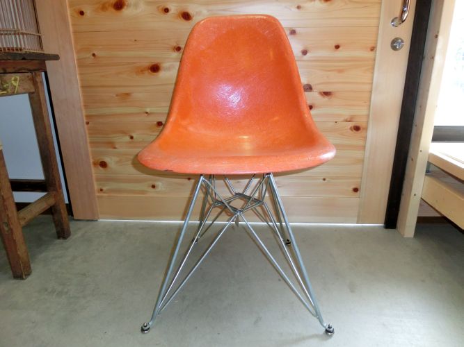 イームズチェア オレンジ - 椅子/チェア